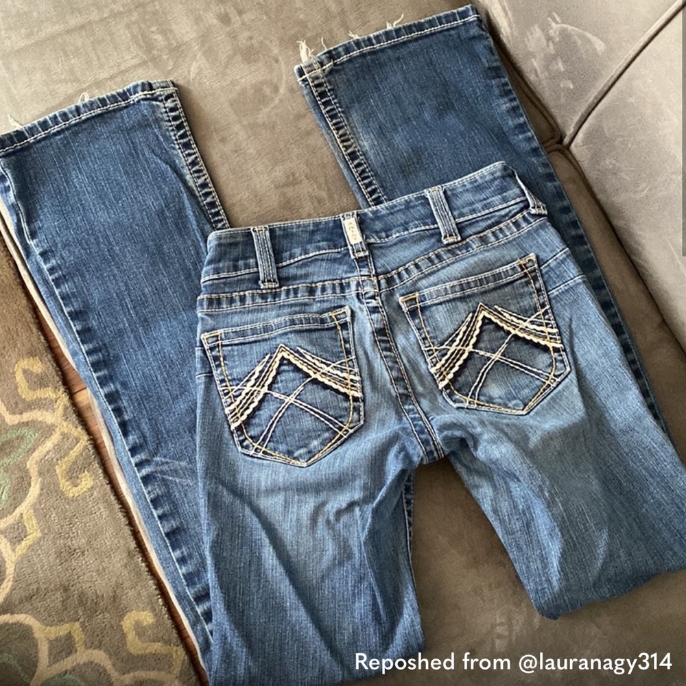 Stylish Blue Jeans for Women